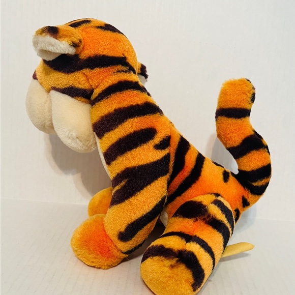 Vintage Tigger Disneyland Walt Disney World Plush Mohair - Picture 3 of 8